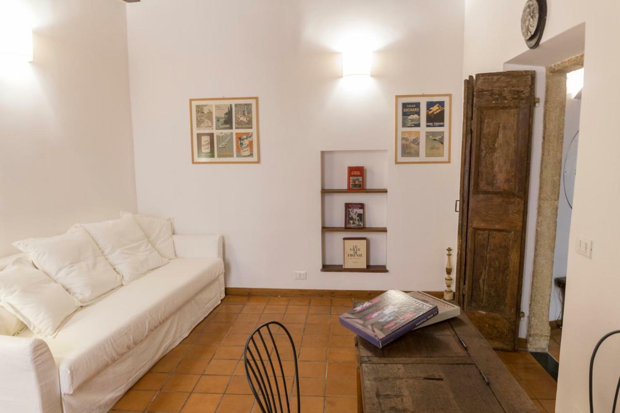 Apartment Behind Navona Rome